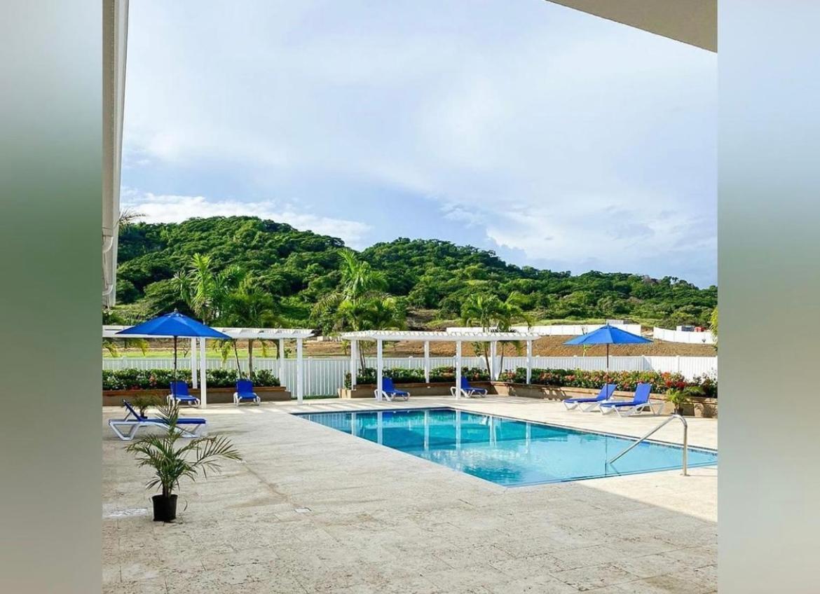Natty'S Cozy Beach House In Hanover Jamaica ลูเซีย ภายนอก รูปภาพ