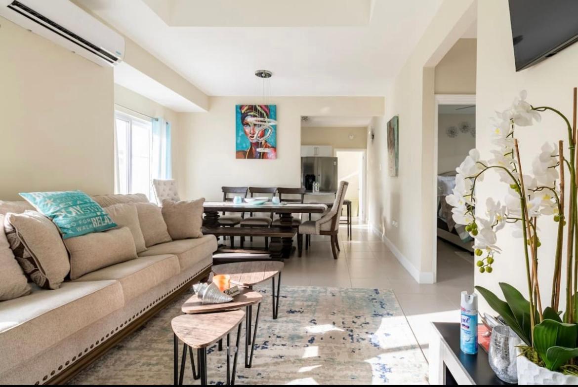 Natty'S Cozy Beach House In Hanover Jamaica ลูเซีย ภายนอก รูปภาพ